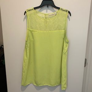 Dressy top sleeveless